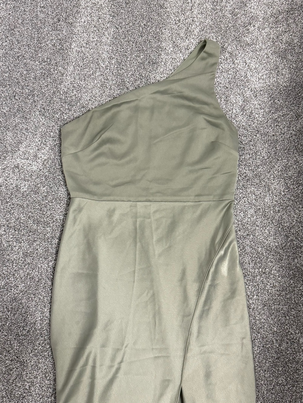 Dress - Picture 2 of 8